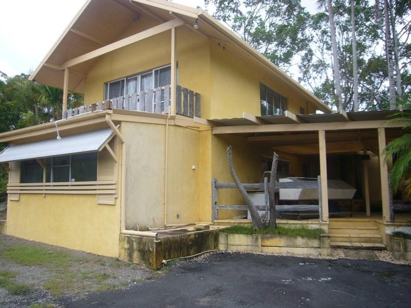 363 Cooroy Noosa Road, Lake Macdonald QLD 4563