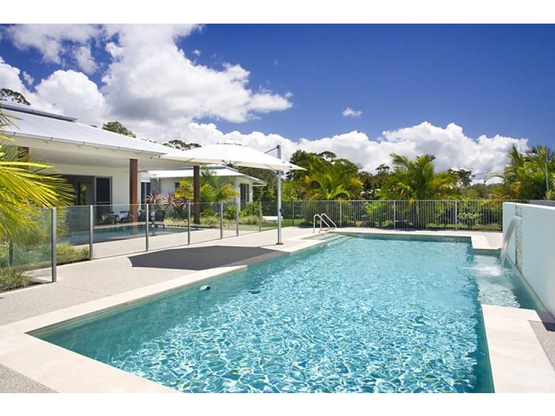 70 Edington Drive, Cooroibah QLD 4565