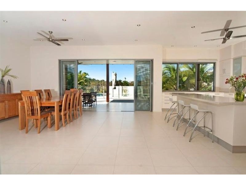 70 Edington Drive, Cooroibah QLD 4565