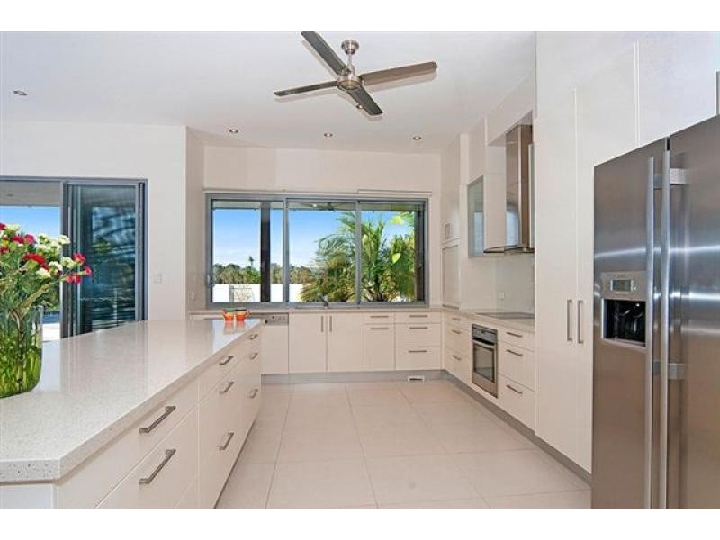 70 Edington Drive, Cooroibah QLD 4565