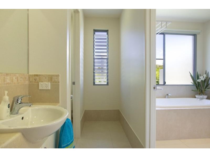 70 Edington Drive, Cooroibah QLD 4565