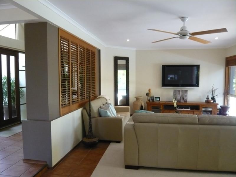 4 Seascout Court, Noosaville QLD 4566