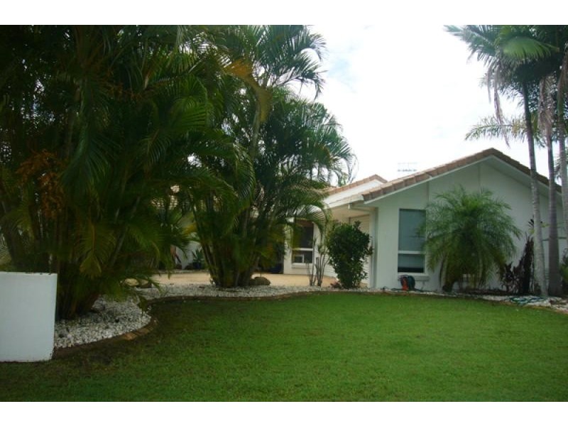 5 Aquamarine Circuit, Noosa Waters QLD 4566