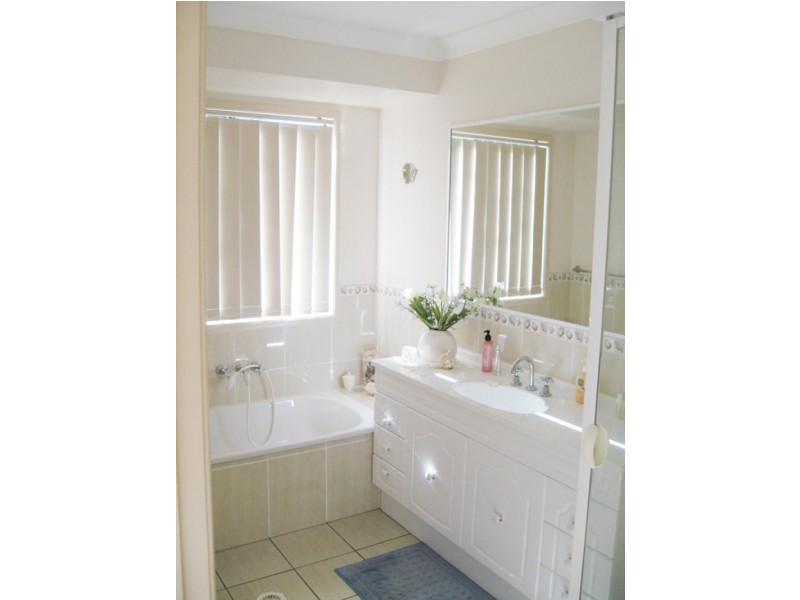 7 Murchison Lane, Cooroibah QLD 4565