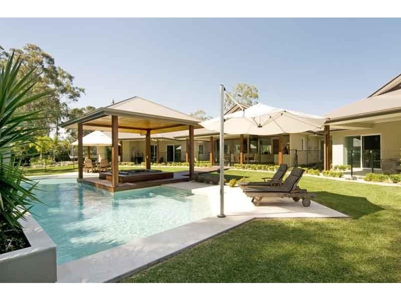 81 Edington Drive, Cooroibah QLD 4565