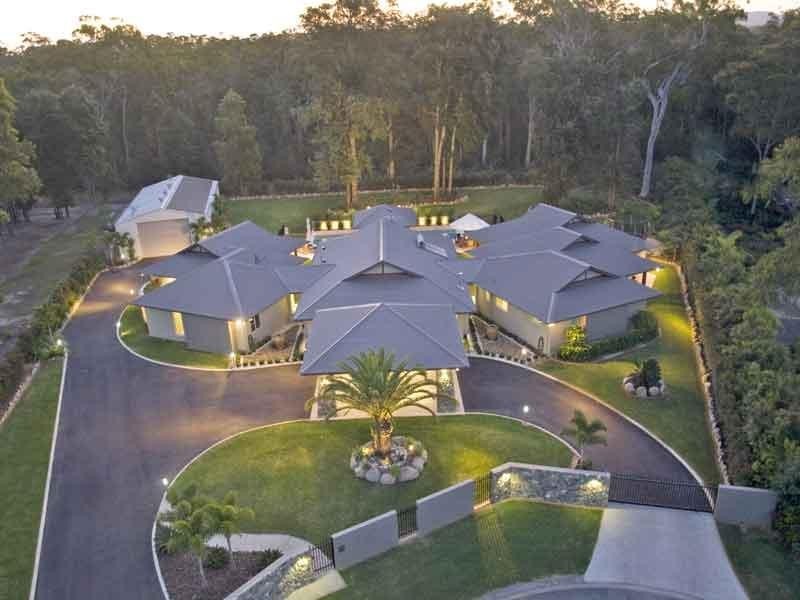 81 Edington Drive, Cooroibah QLD 4565