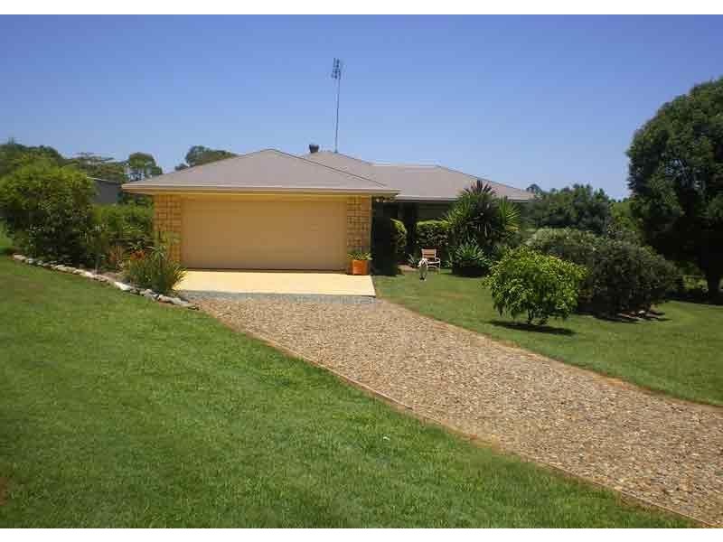 4 Sallwood Court, Pinbarren QLD 4568