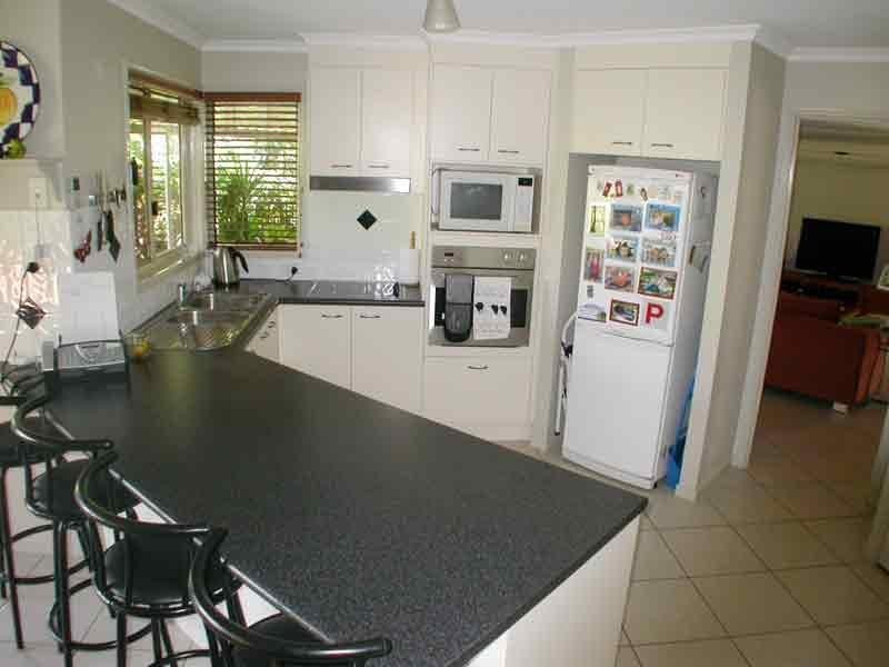 4 Sallwood Court, Pinbarren QLD 4568