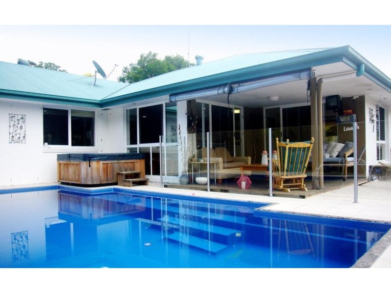 25 Leafhaven Drive, Tewantin QLD 4565