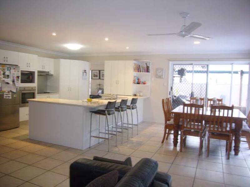 25 Leafhaven Drive, Tewantin QLD 4565