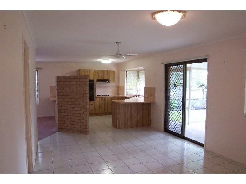 16 Linksland Street, Tewantin QLD 4565