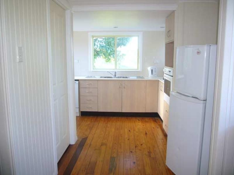 18 Robinson Road, Kin Kin QLD 4571