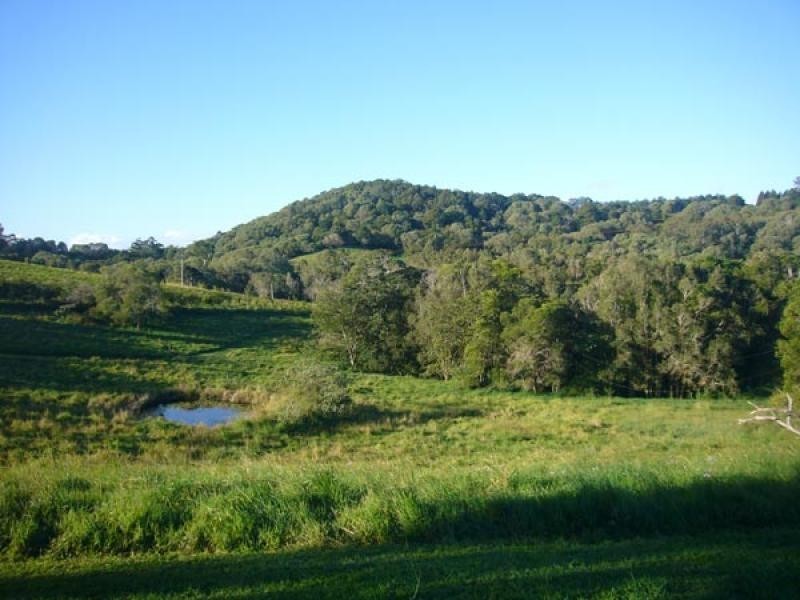 18 Robinson Road, Kin Kin QLD 4571