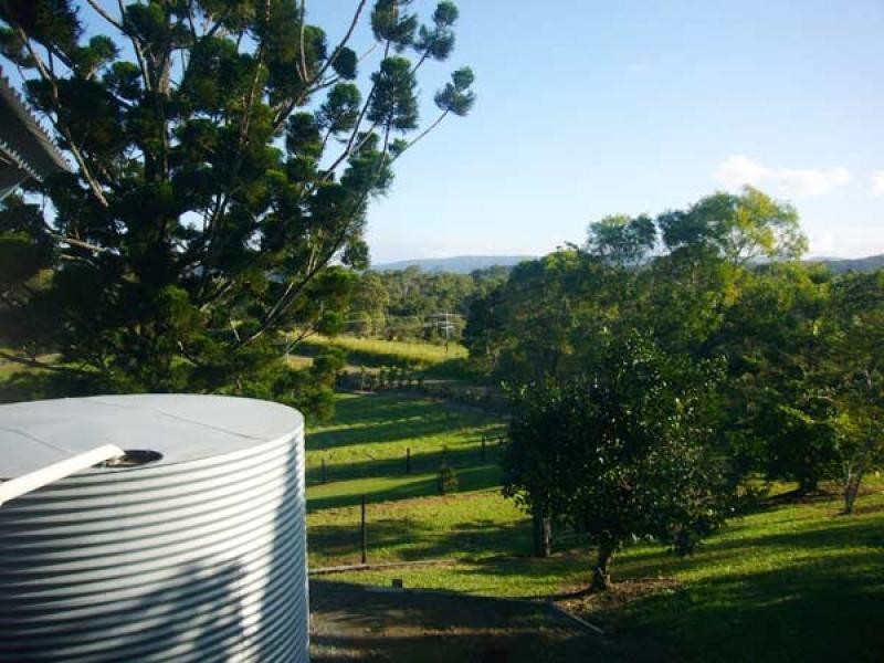 18 Robinson Road, Kin Kin QLD 4571