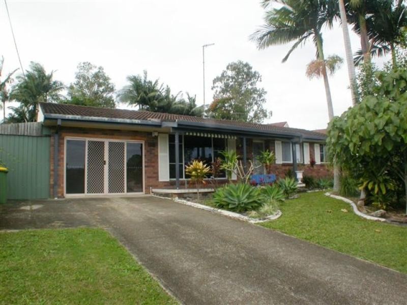 19 Fairway Drive, Tewantin QLD 4565