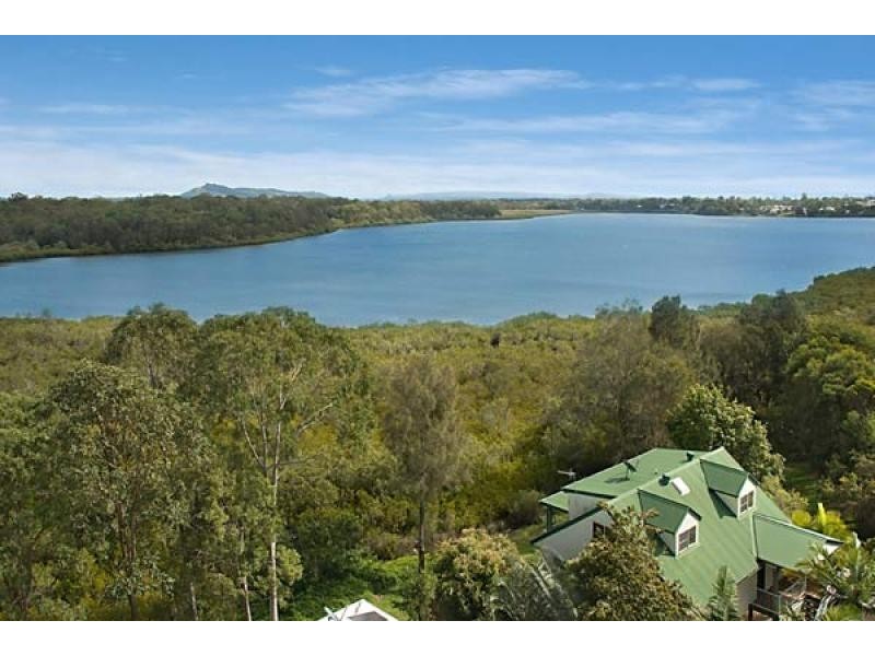 6 Val Crescent, Noosaville QLD 4566