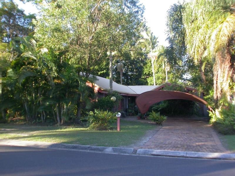 8 Griffith Avenue, Tewantin QLD 4565
