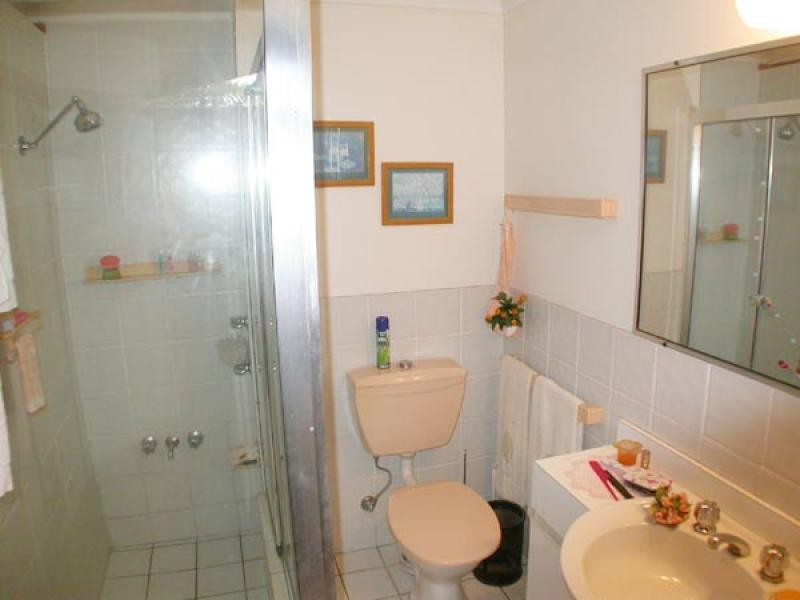 8 Griffith Avenue, Tewantin QLD 4565