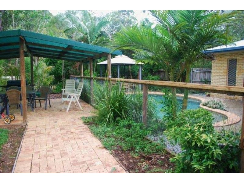 12 Pepper Berry Place, Cooroy QLD 4563