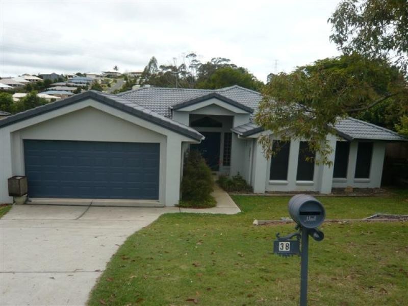 38 Pearsons Road, Cooroy QLD 4563