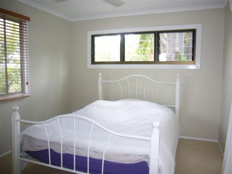 38 Pines Avenue, Cooroibah QLD 4565