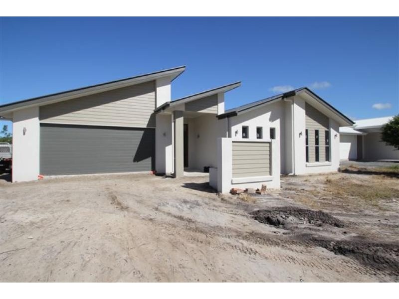 16 Attenuatta Place, Noosaville QLD 4566