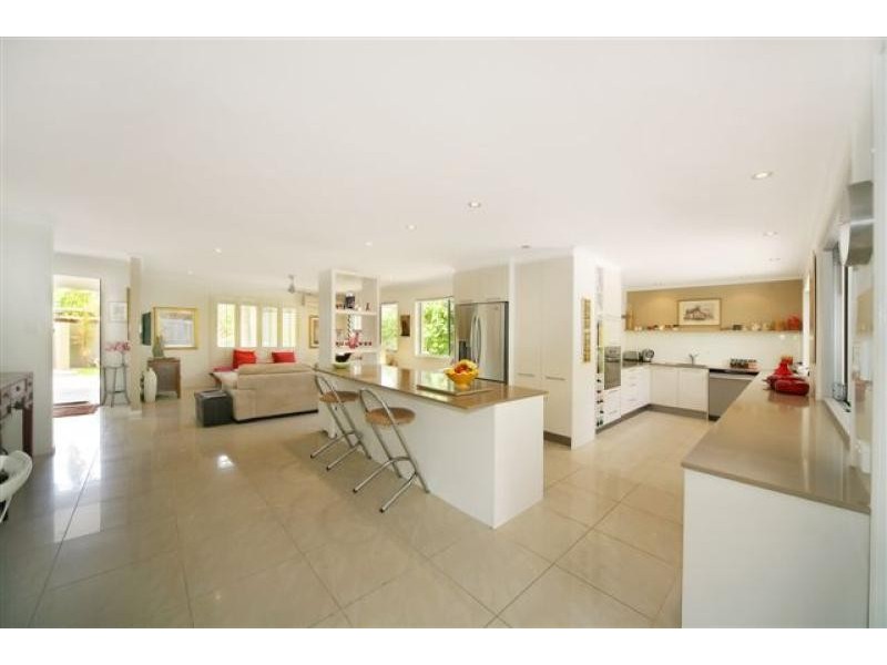 39 Newfield Street, Sunrise Beach QLD 4567