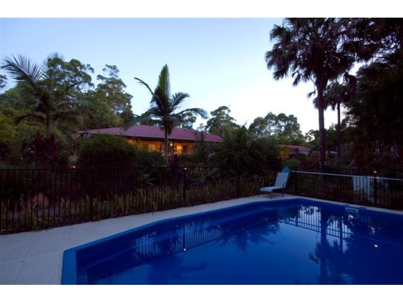 3 Vines Court, Tinbeerwah QLD 4563