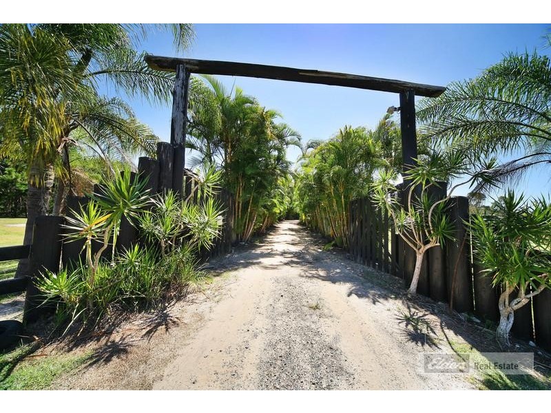 27A Jirrima Crescent, Cooroibah QLD 4565