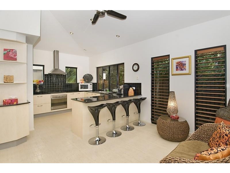 35 Waterside Court, Noosa Waters QLD 4566