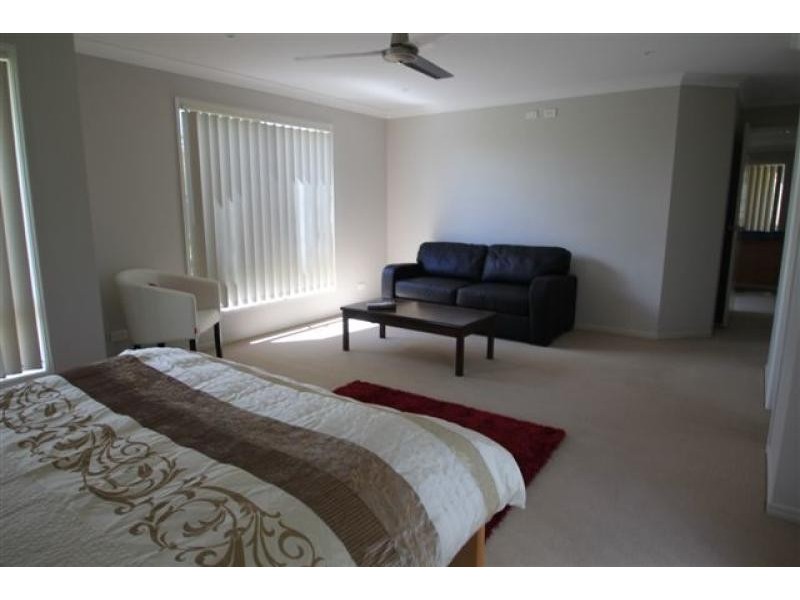 37 Kensington Drive, Cooroy QLD 4563