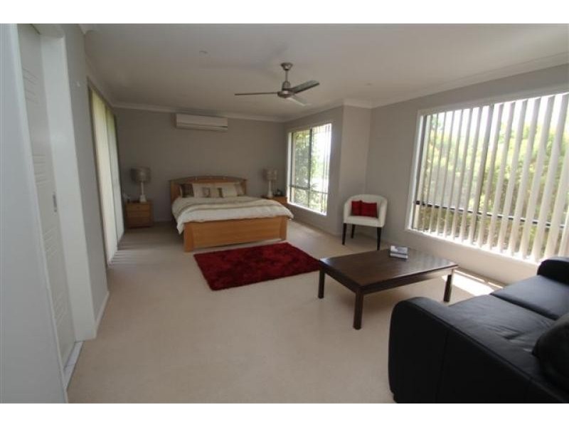 37 Kensington Drive, Cooroy QLD 4563