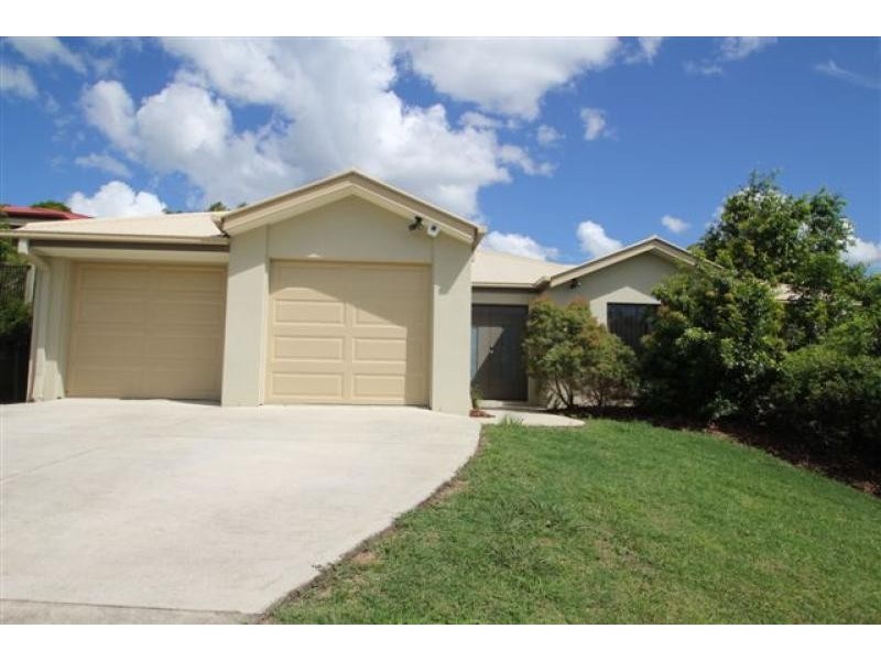 37 Kensington Drive, Cooroy QLD 4563