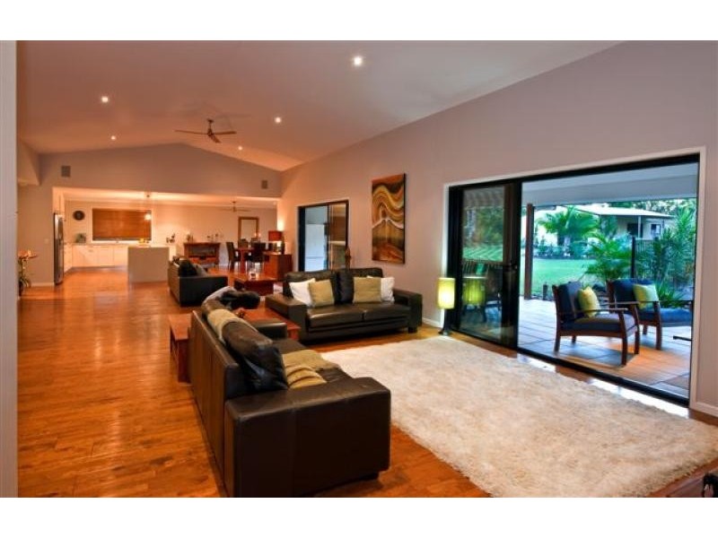 51 Edington Drive, Cooroibah QLD 4565