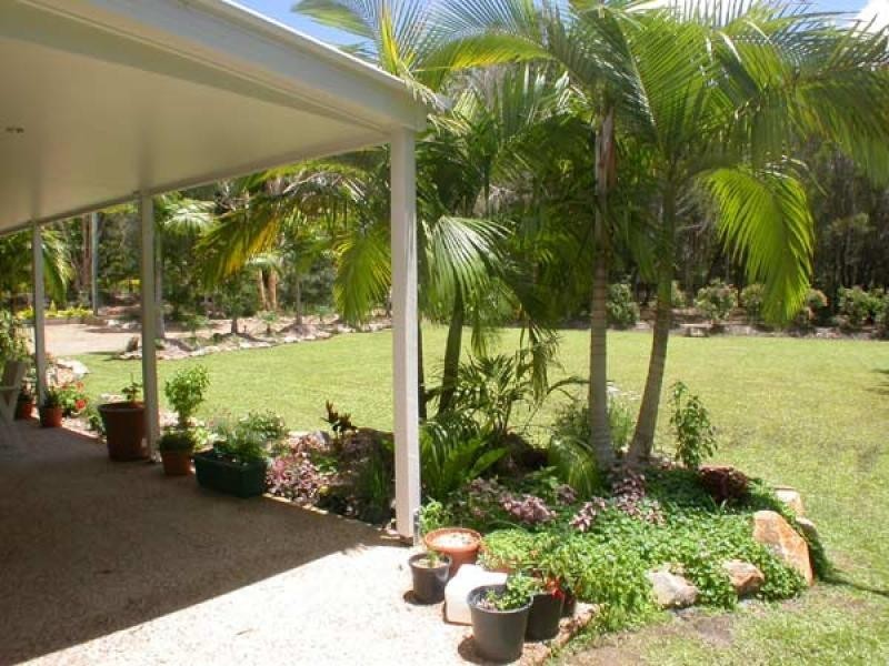 60 Illoura Place, Cooroibah QLD 4565