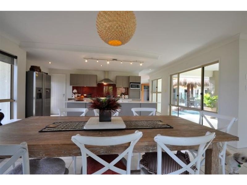 24 Attenuatta Place, Noosaville QLD 4566