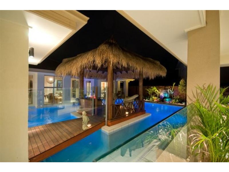 24 Attenuatta Place, Noosaville QLD 4566