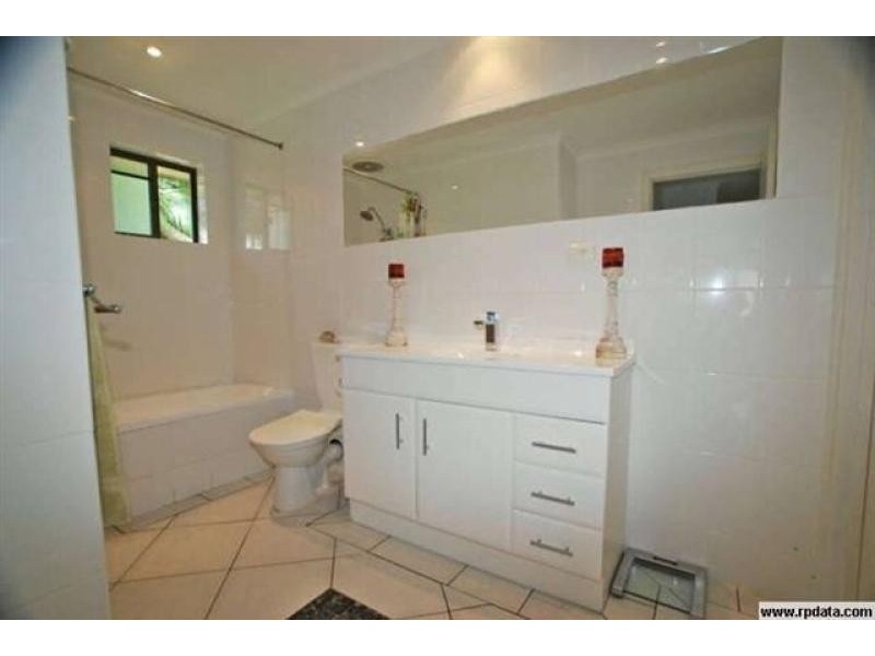 11 Linksland Street, Tewantin QLD 4565