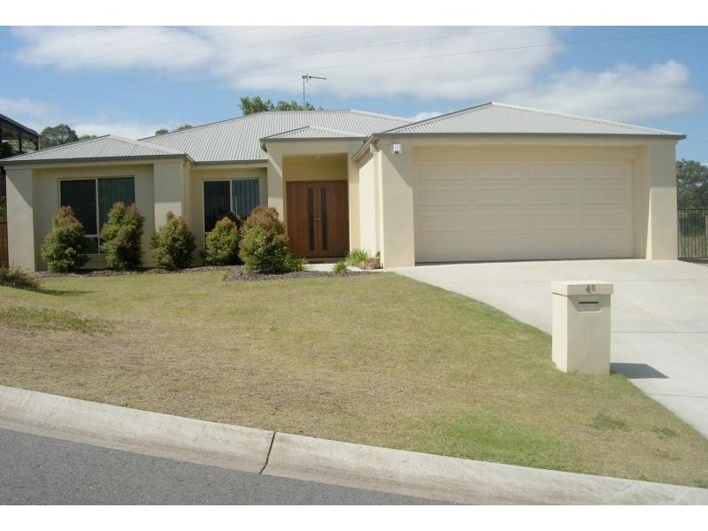 43 Kensington Drive, Cooroy QLD 4563