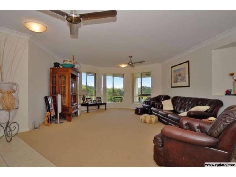 43 Kensington Drive, Cooroy QLD 4563