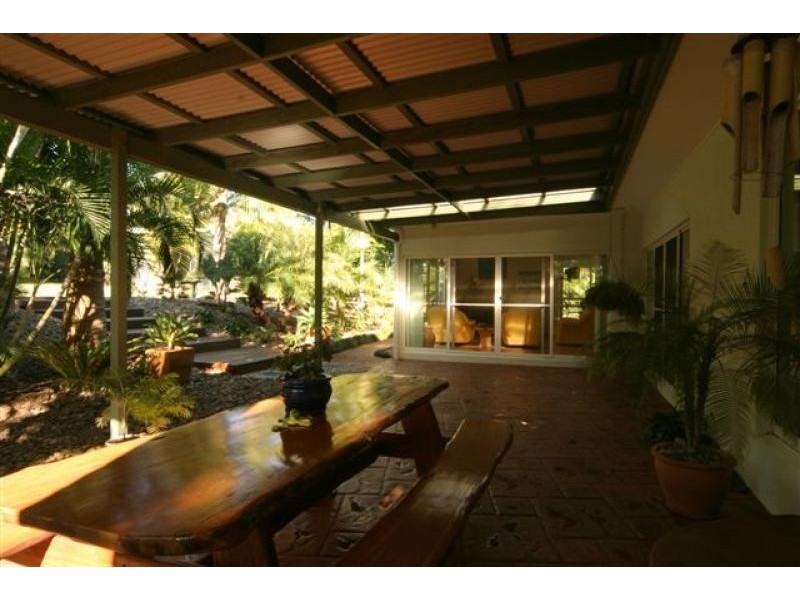 29 Lake Entrance Boulevard, Noosaville QLD 4566