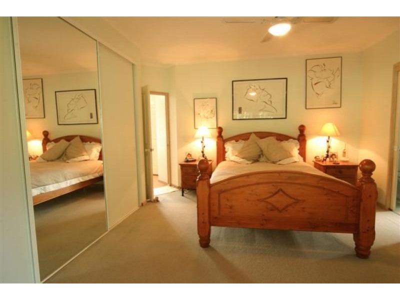 29 Lake Entrance Boulevard, Noosaville QLD 4566