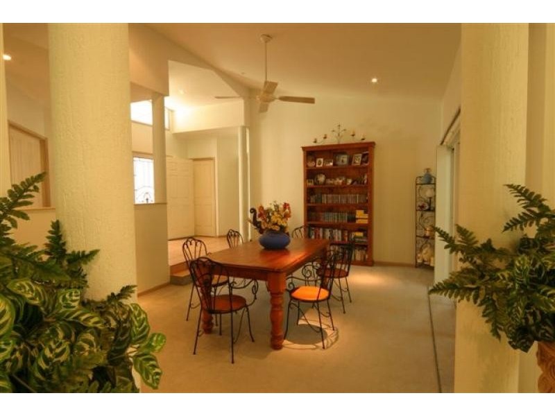 29 Lake Entrance Boulevard, Noosaville QLD 4566