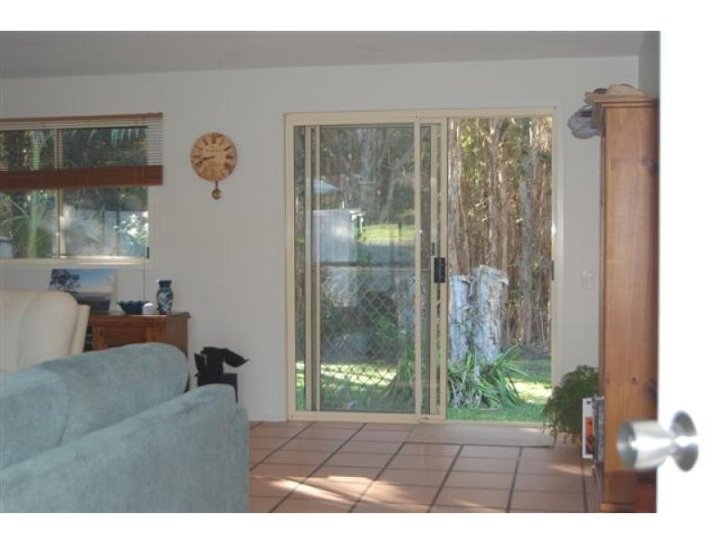 4 Lewis Street, Tewantin QLD 4565