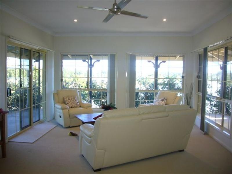 41 Kensington Drive, Cooroy QLD 4563