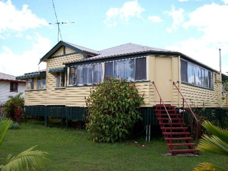 19 HINSCHEN STREET, Proserpine QLD 4800