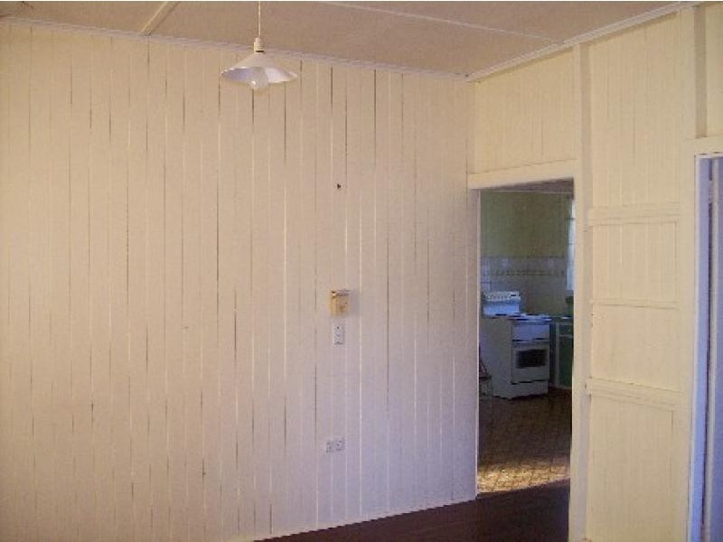 33 RUGE STREET, Proserpine QLD 4800