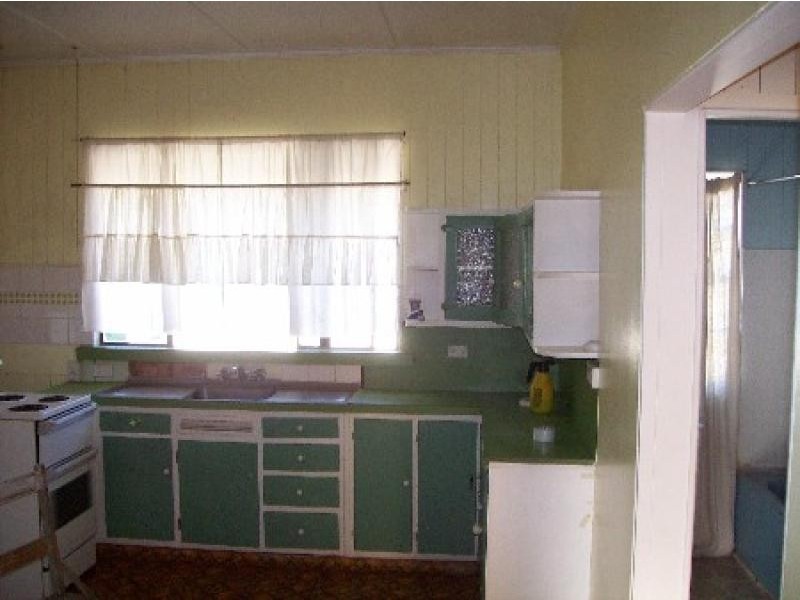 33 RUGE STREET, Proserpine QLD 4800