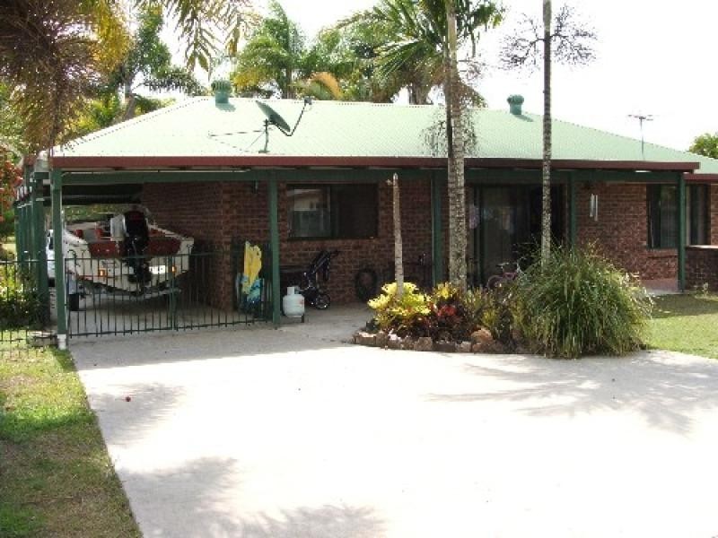 38 ROSE STREET, Proserpine QLD 4800