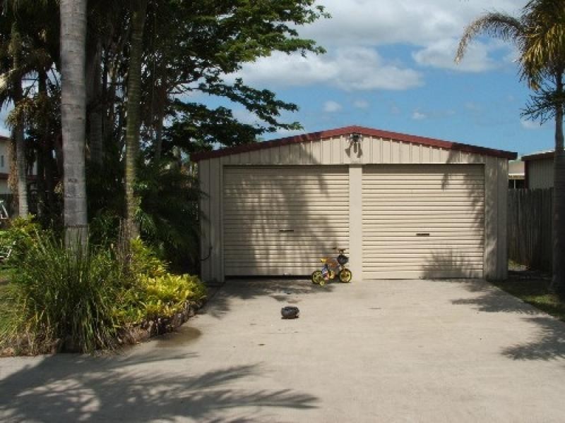 38 ROSE STREET, Proserpine QLD 4800